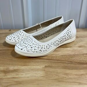 Cliffs Pleased White Nubuck Womens Shoe Size 10